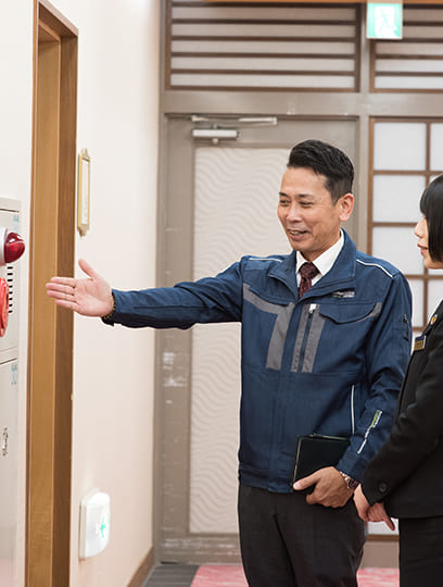 点検部営業課の作業