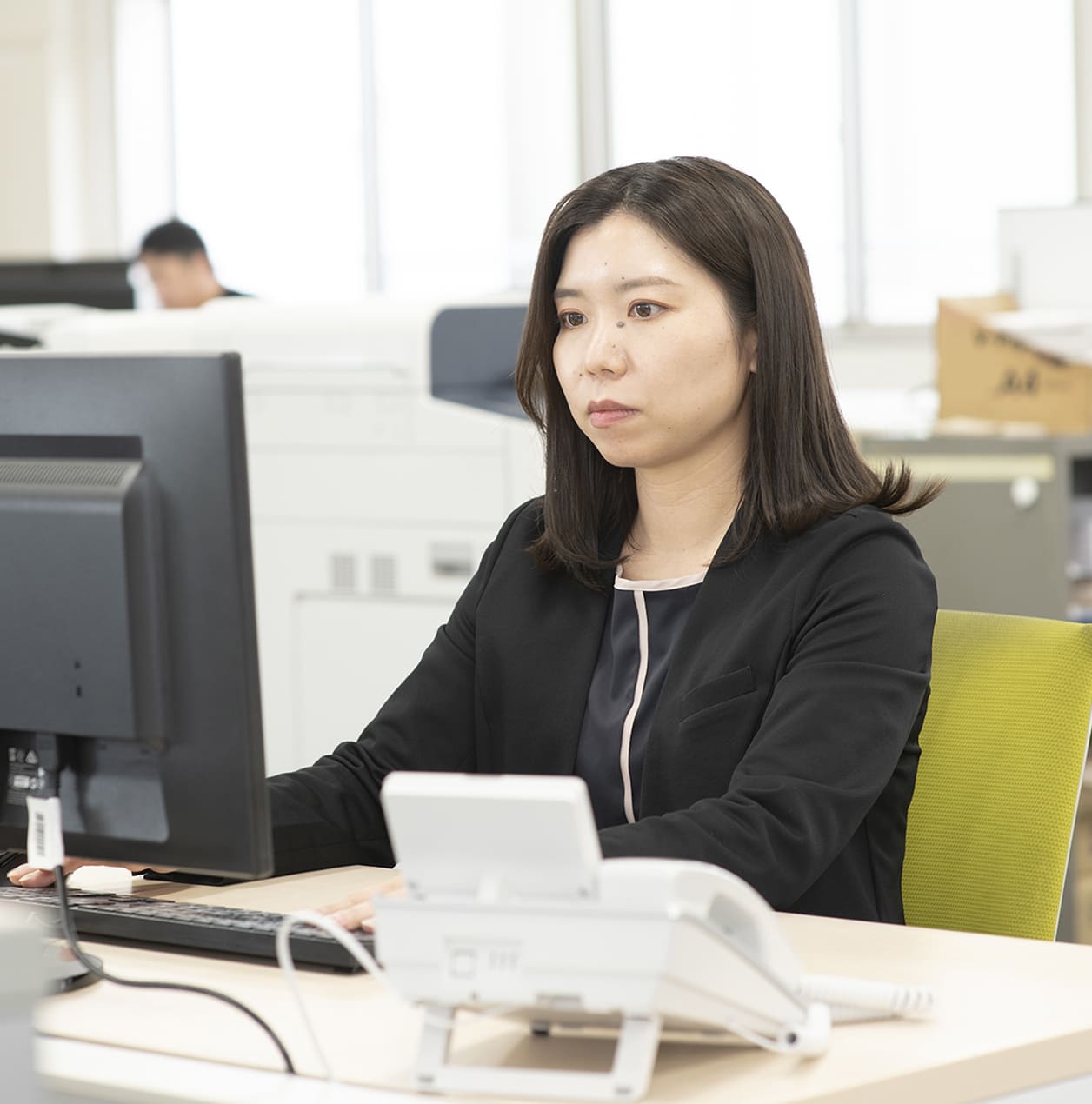 総務部の作業員